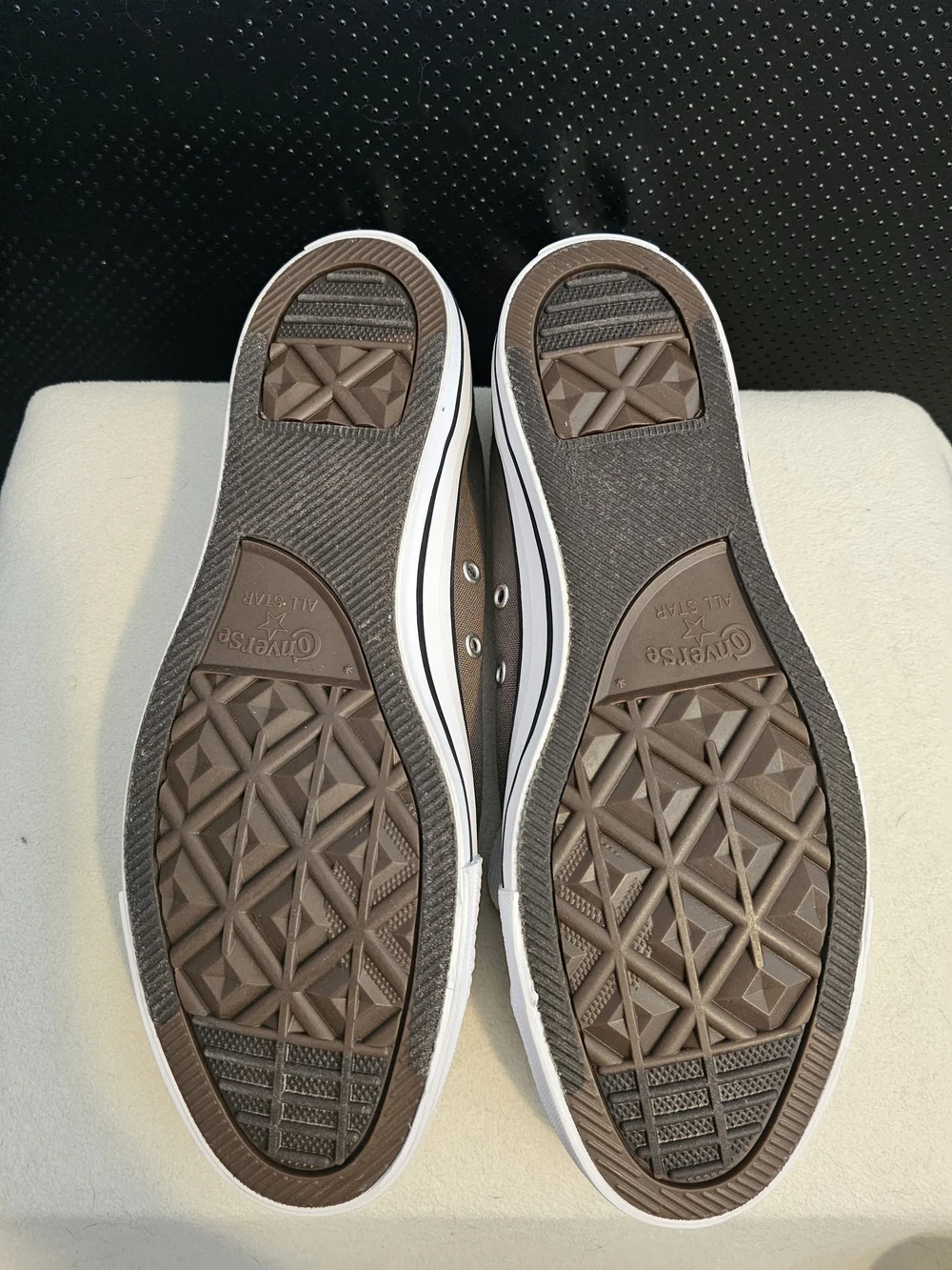 NEW! CONVERSE Chuck Taylor All Star Low-Top Charcoal Sneakers Sz Mens 9/ Wo's 11 - Picture 6 of 12